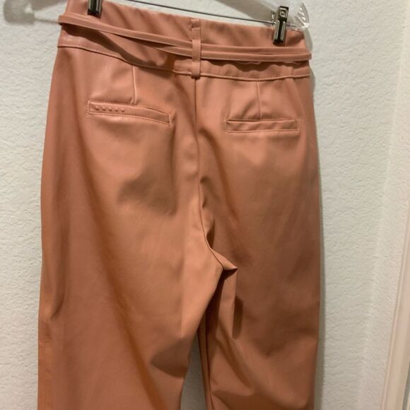 Anthropologie BlankNYC Chelsea Tapered Faux Leather Pleated Adjustable Belt Pant - Picture 4 of 11